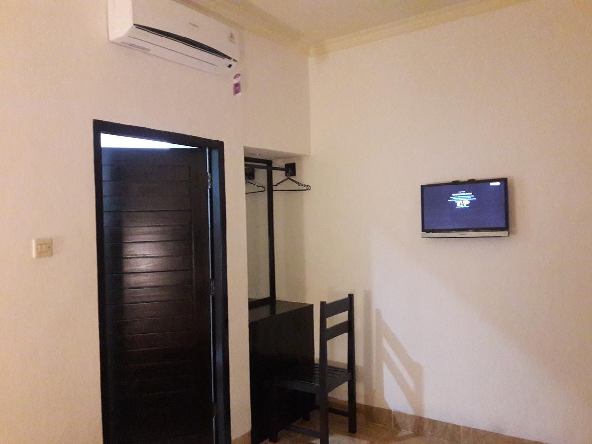 Puji Homestay Ματαράμ Εξωτερικό φωτογραφία