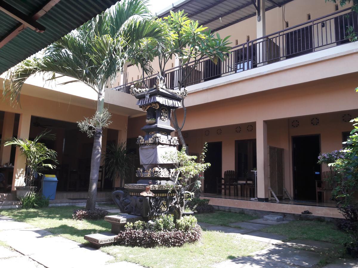 Puji Homestay Ματαράμ Εξωτερικό φωτογραφία